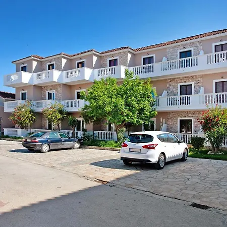 Appartement Paradise Standard 2 *